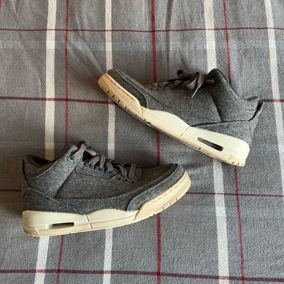 Nike Air Jordan 3 Wool - Picture 4 of 5